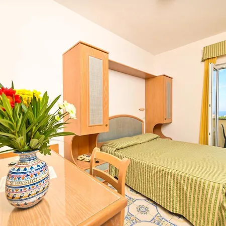 Casthotels Tramonto D'oro Terme מלון