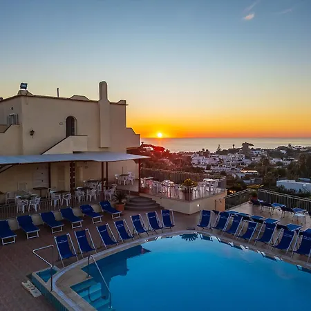 Hotel Casthotels Tramonto D'oro Terme 4*