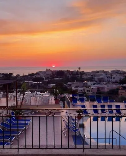ホテル Casthotels Tramonto D'oro Terme
